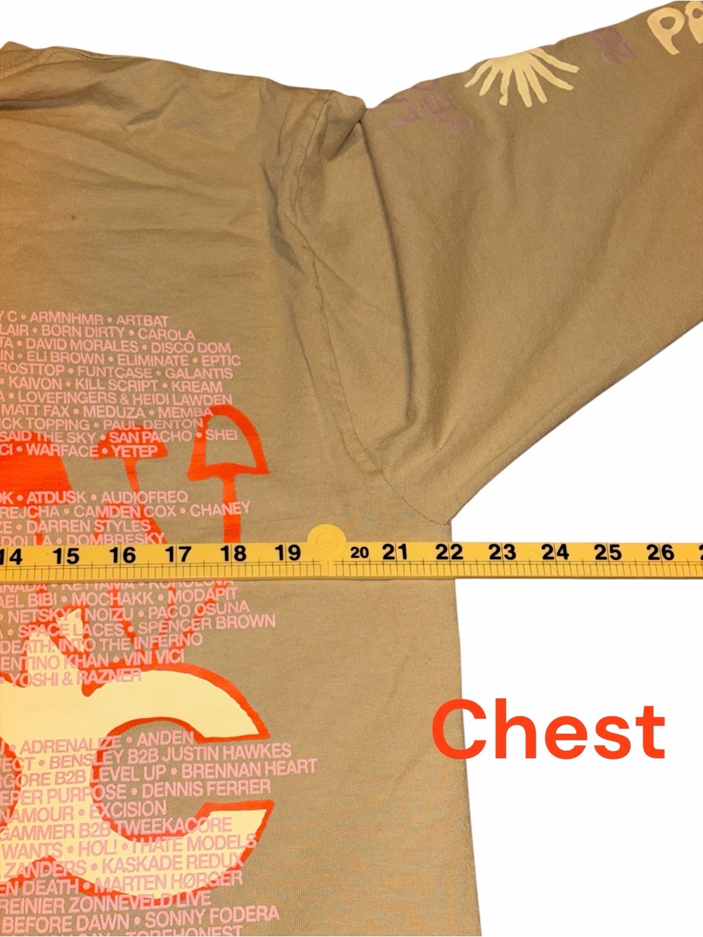 2023 Las Vegas e d v Tee with Spiral Party Print and lineup of all performers - Picture 6 of 7